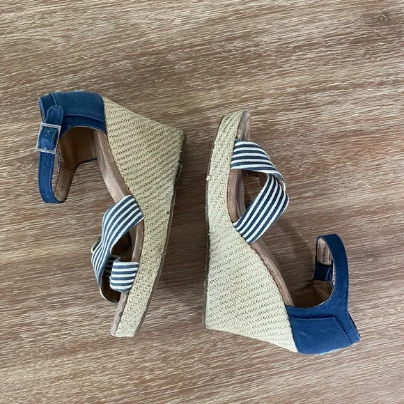 Toms Women’s Wedge Espadrille Strappy Sandals University Navy Size 8 - Picture 12 of 14
